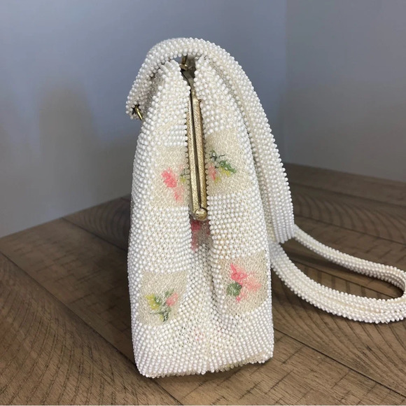 Vintage 1950’s Lumured Floral beaded handbag with Mirror Clutch shoulder purse - Picture 8 of 16